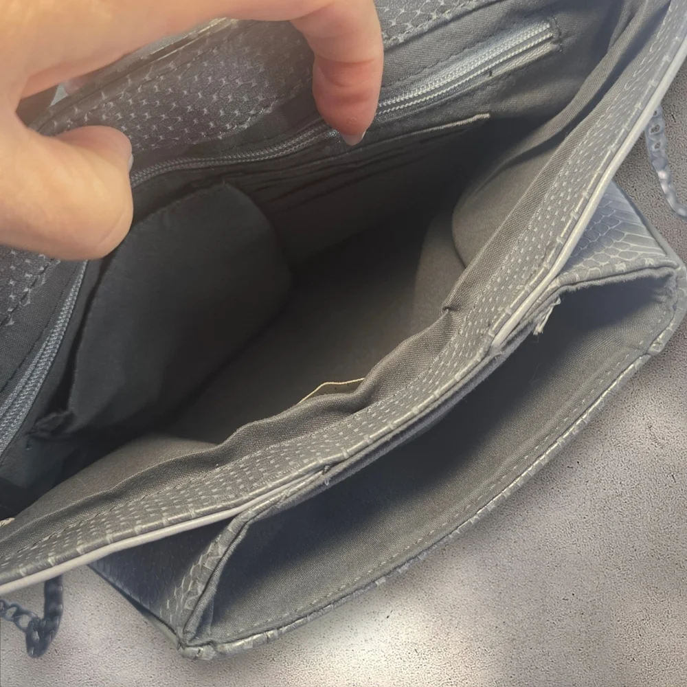 Limited Edition Envelope‎ Grey Snakeskin Clutch Foldover Crossbody